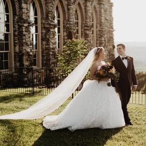 Meet your Posher, Bee